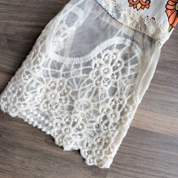 Multiples Floral Paisley Retro Tunic Top with Lace Bell 3/4 Sleeves – Size S - Picture 8 of 14